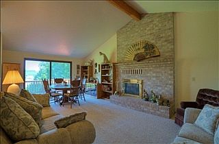 4th image of 750 E Bayview Dr