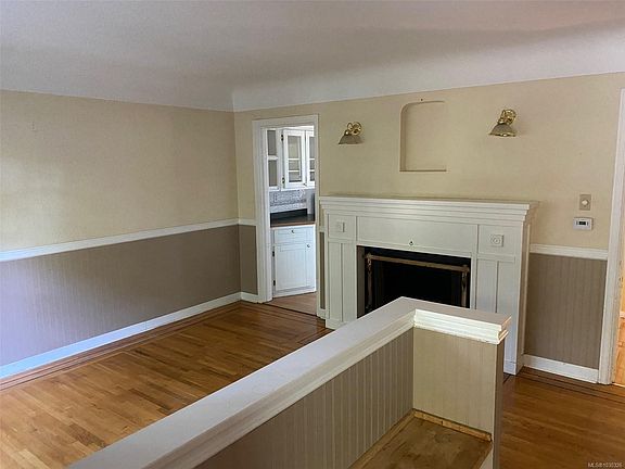 2nd image of 4071 Cedar Hill Rd