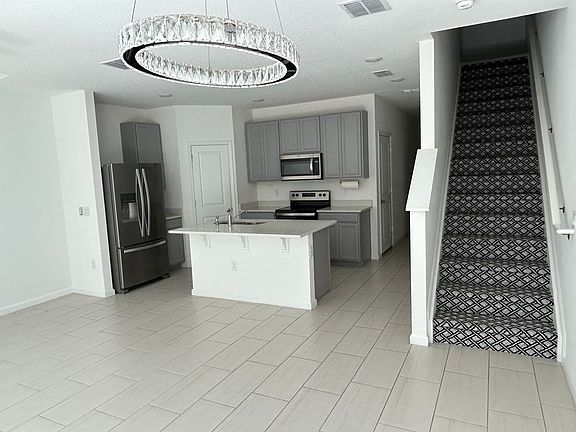 2nd image of 380 SE Sea Hunt Way