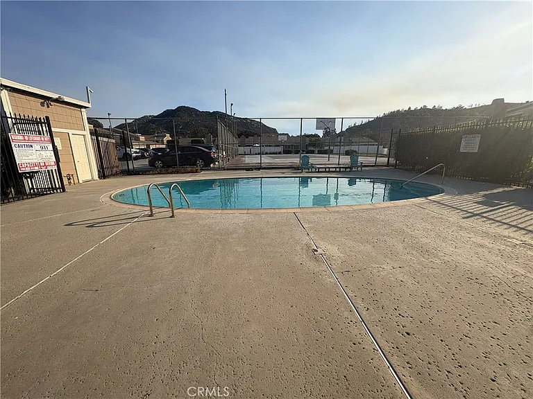 44579 La Paz Rd — Photo 25