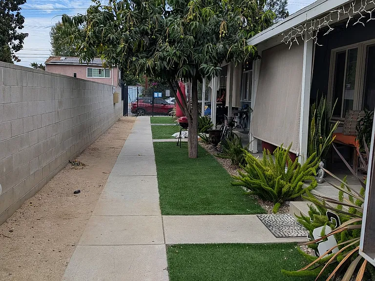 15550 VANOWEN ST. — Photo 3