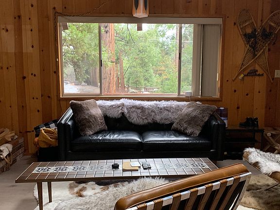 Living Room (will be unfurnished)