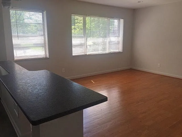 6925 Clifton Ave #2S — Photo 17
