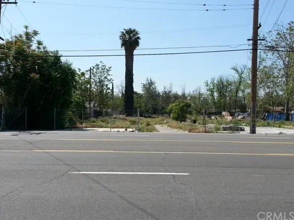 1113 W 3rd St, San Bernardino, CA 92410