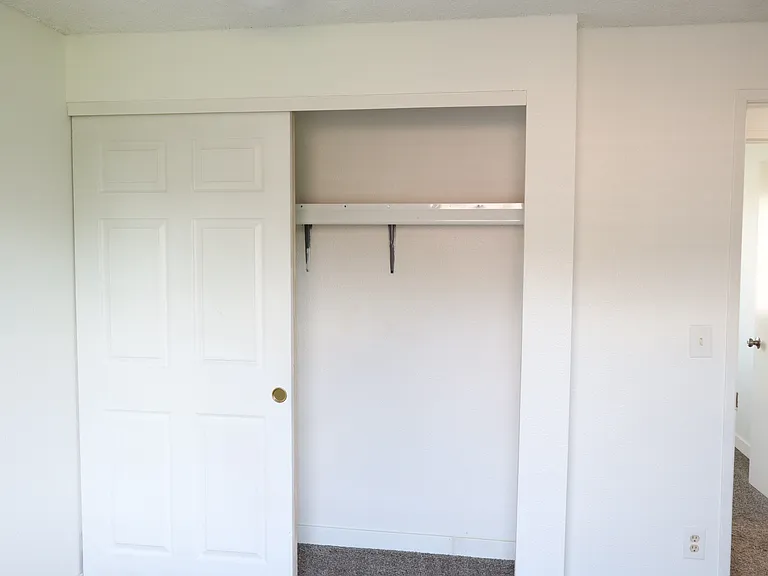220 Pierce Ave — Photo 14