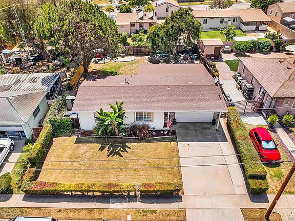 3rd image of 468 Corte Helena Ave