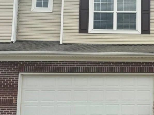 4088 Weston Pointe Dr, Zionsville, IN 46077