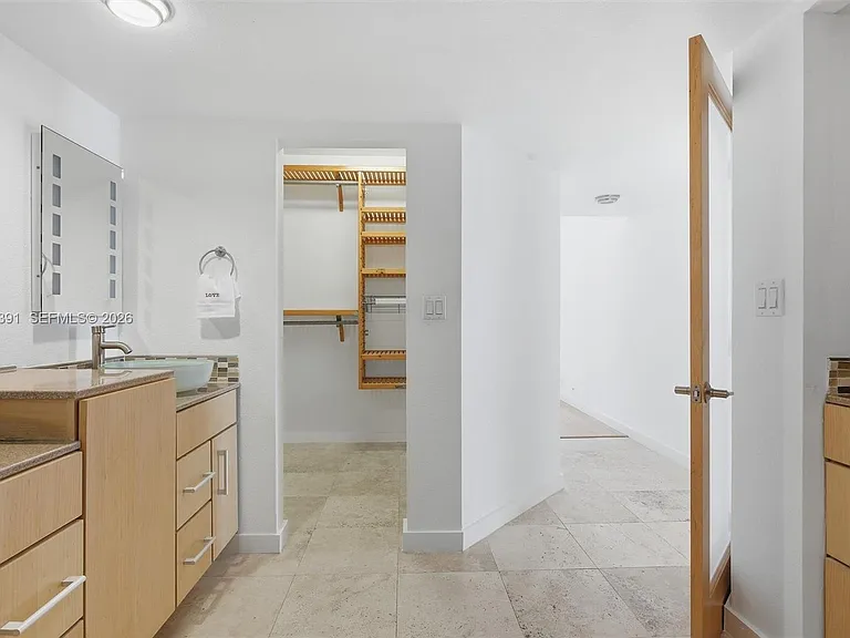 520 Brickell Key Dr #A1615 — Photo 6