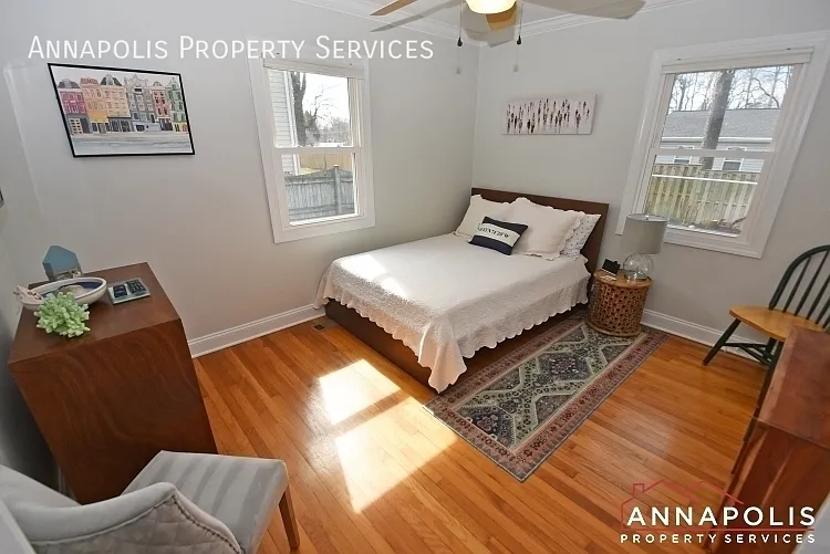 1329 Washington Dr — Photo 10