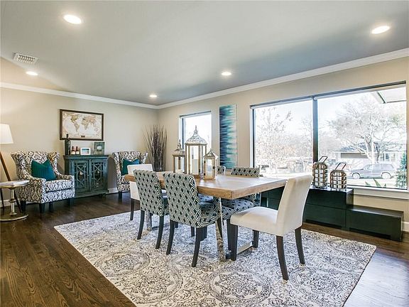 5th image of 10104 Woodgrove Dr