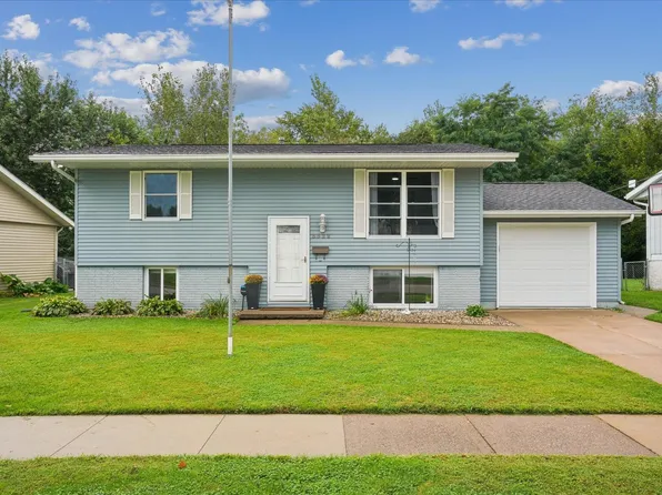 3522 Keymeer Dr, Dubuque, IA 52002