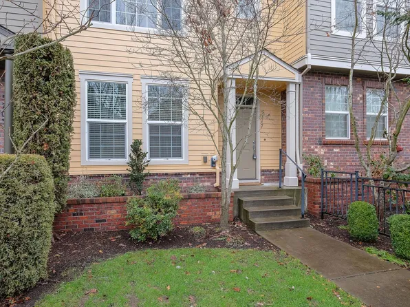 5717 NE Orenco Gardens Dr, Hillsboro, OR 97124