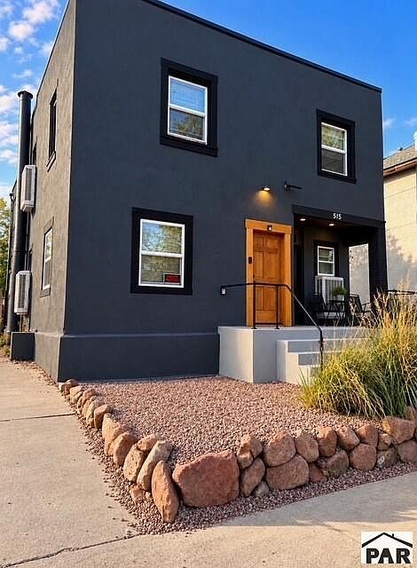1st image of 515 W 11th St