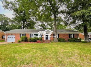 4112 Dock Landing Rd, Chesapeake, VA 23321