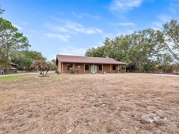 3rd image of 10 Jimmy Lee Rd