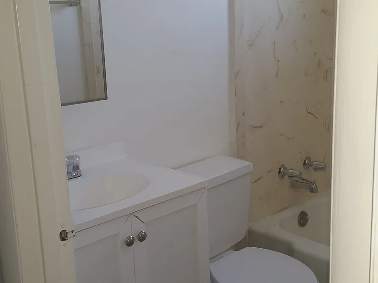 3381 W Tess Ave #C — Photo 4