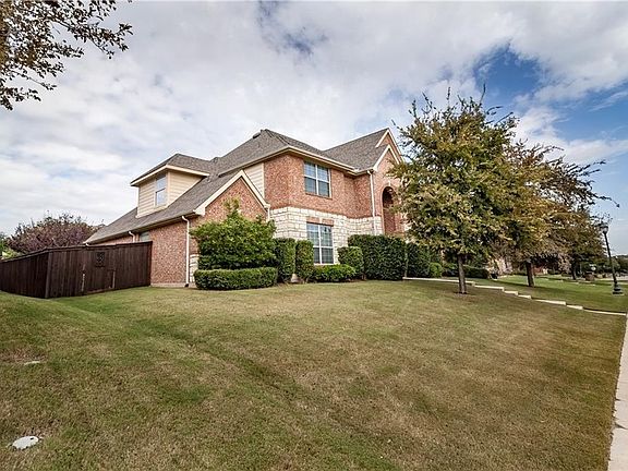 3rd image of 6251 Tarlton Dr