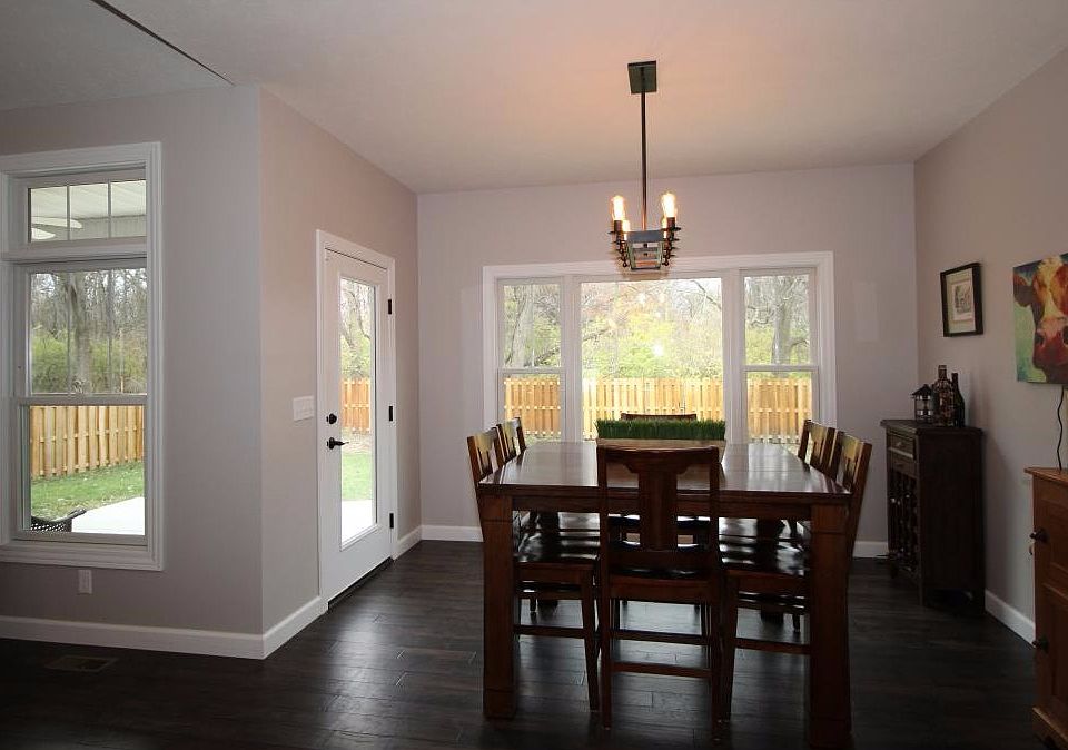 2nd image of 1624 Hoechester Rd