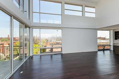 4th image of 514 N Damen Ave #4N