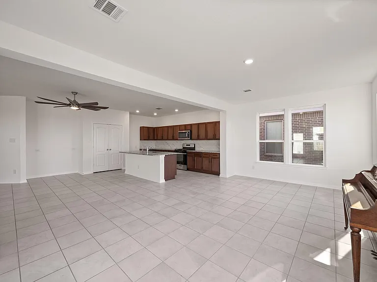 25619 Cartington Ln — Photo 13