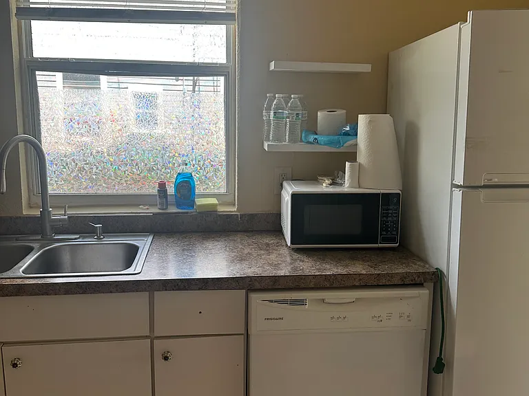 514 Mabbette St #2 — Photo 6