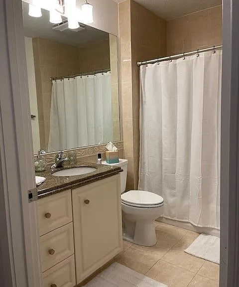 16 Harbour Isle Dr W #304 — Photo 13