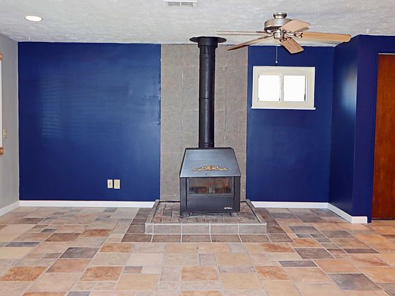 5th image of 1425 Terry Dr