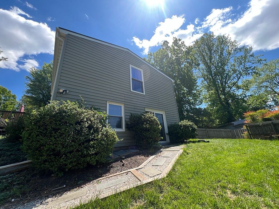 1st image of 12704 Kingsbury Ct