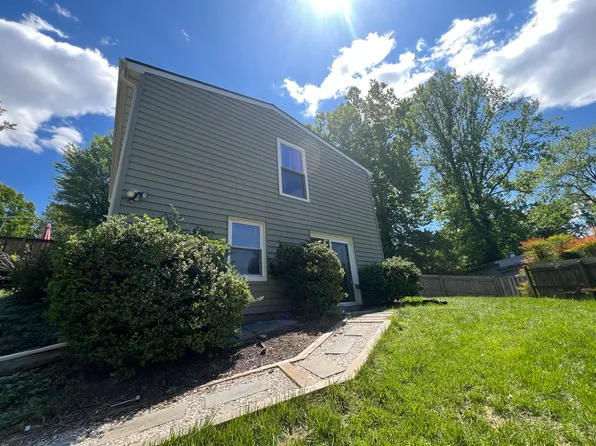 12704 Kingsbury Ct, Woodbridge, VA 22192