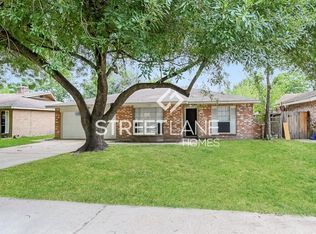 7806 Whispering Wood Ln, Houston, TX 77086
