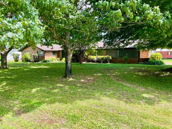 300 Ford Ave, Muscle Shoals, AL 35661