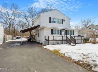 269 Forts Ferry Rd, Latham, NY 12110