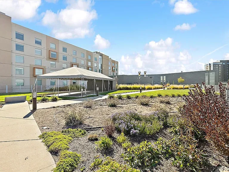 1200 Acoma St #303 — Photo 22