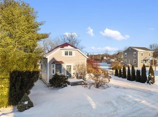 34 Manse St, Miramichi, NB E1N4H1