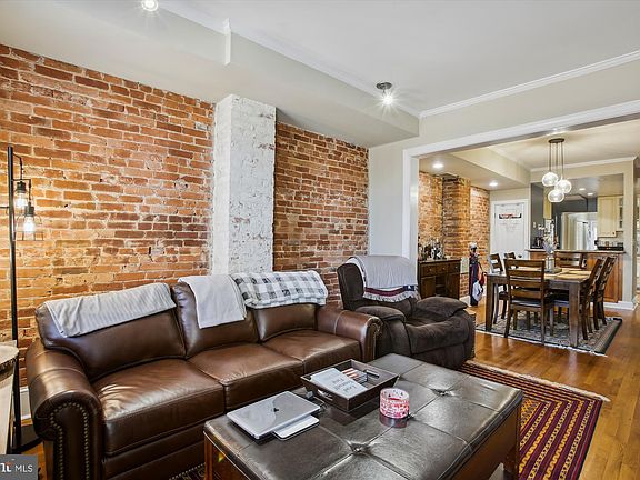 4th image of 763 10th St SE