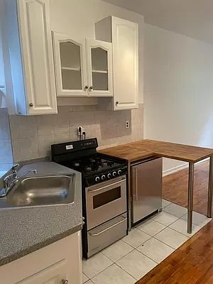 4th image of 323 E 8th St APT 3C