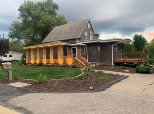1300 32nd Ave, Moline, IL 61265