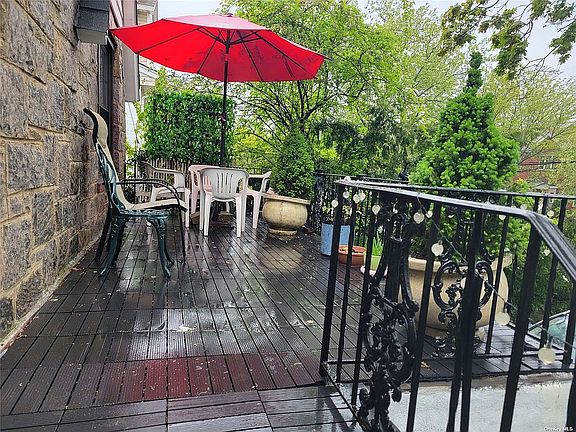 2nd image of 5113 216th St
