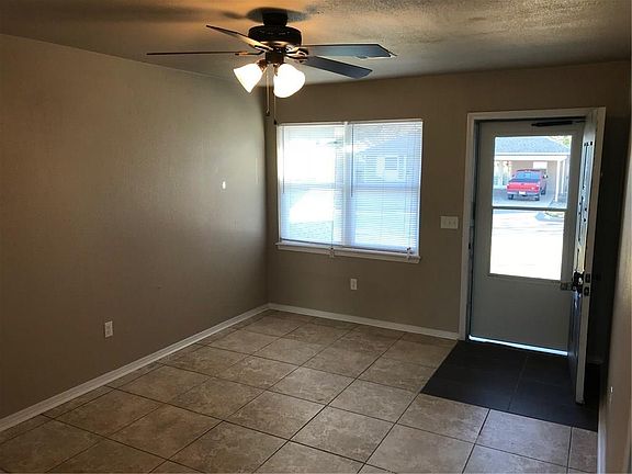 5th image of 733 NW 15th St