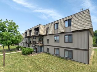 9731 Sunrise Blvd, North Royalton, OH 44133