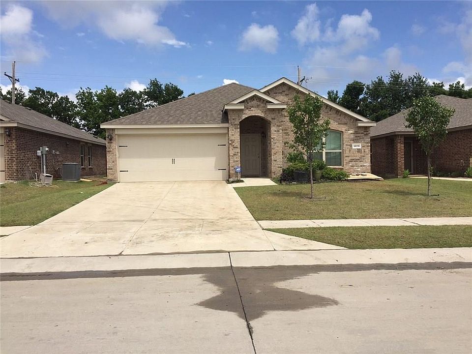 1st image of 1070 Churchill Dr