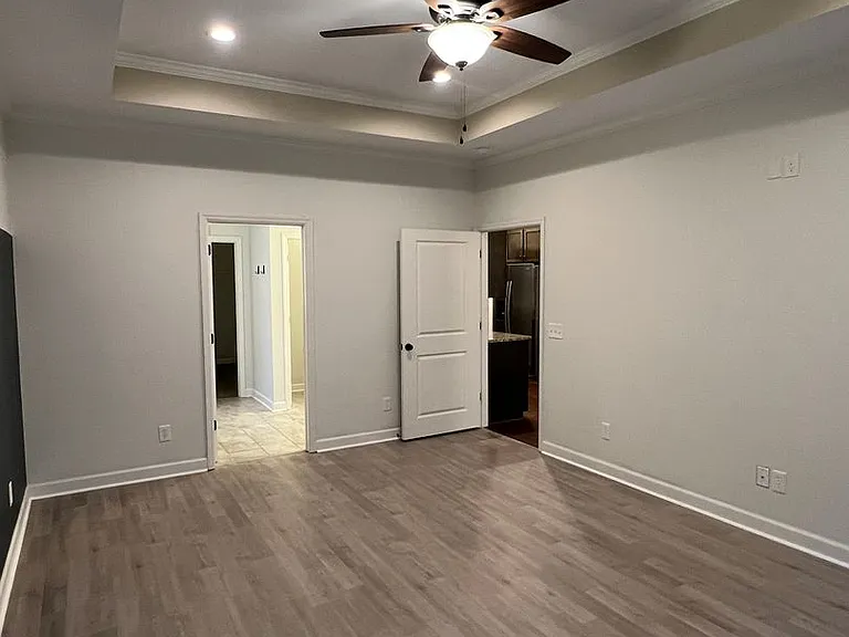 660 Valley Stream Dr — Photo 13