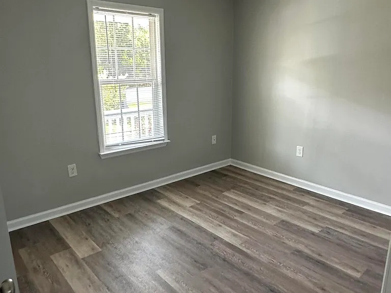 119 Sparkling Brook Way — Photo 16