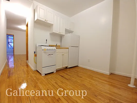 Rented by Lexington Real Estate Group | media 6