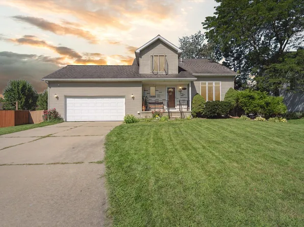 4934 Ledgerock St, Jackson, MI 49201