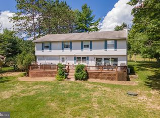 1674 Paradise Point Rd, Oakland, MD 21550