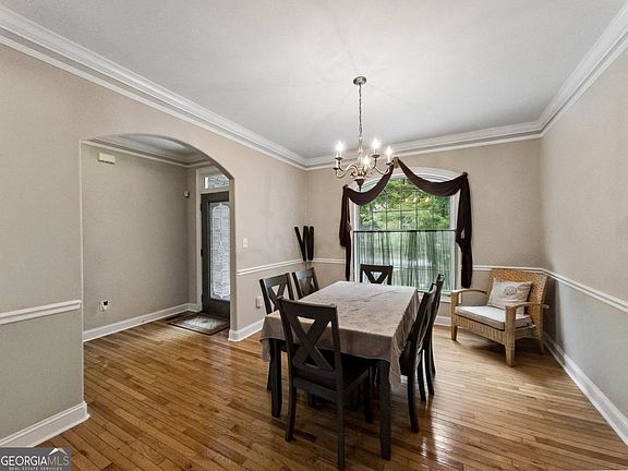 4th image of 105 Telfair Ct
