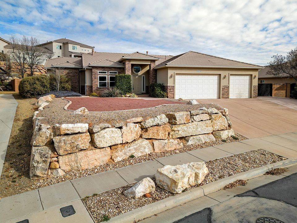 1st image of 2061 S Knolls Dr