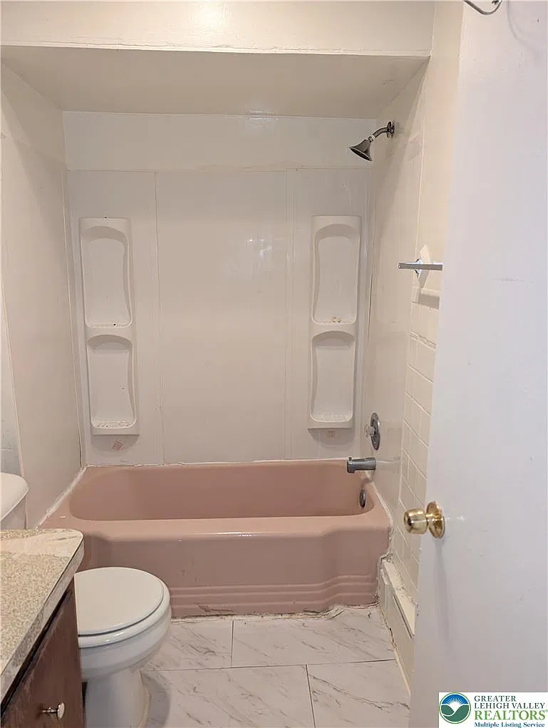 1 bed, 650 sqft, $1,100 — Photo 4