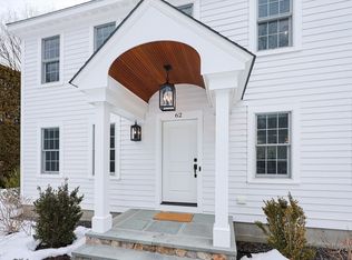 62 Tucker Ln, Dartmouth, MA 02747